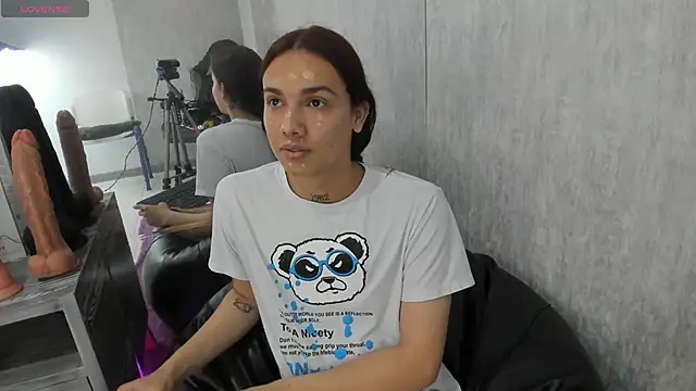 Snapshot of Almaazz chatting on September 30, 7:58 pm Almaazz online show from September 30, 7:58 pm