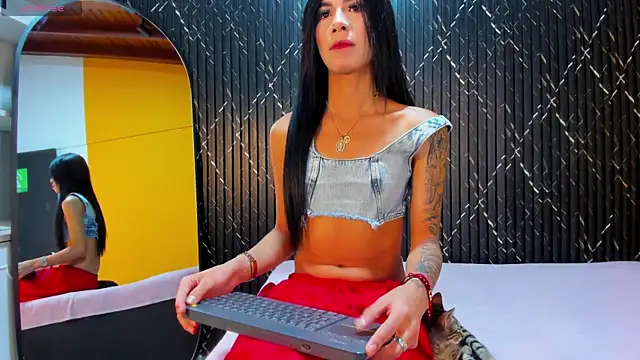 Snapshot of Miss_Ariaa chatting on October 1, 11:44 am Miss Ariaa online show from October 1, 11:44 am