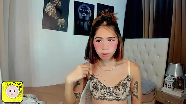 Snapshot of CandySweetCock chatting on September 29, 8:25 am CandySweetCock online show from September 29, 8:25 am