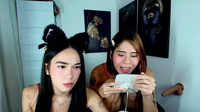 Snapshot of CandySweetCock chatting on October 4, 12:39 pm CandySweetCock online show from October 4, 12:39 pm