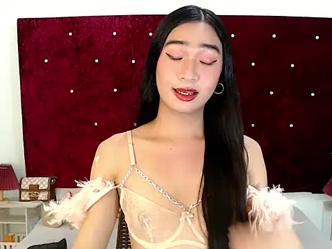 Snapshot of XxMissTransROYALxX chatting on September 22, 6:02 pm XxMissTransROYALxX online show from September 22, 6:02 pm