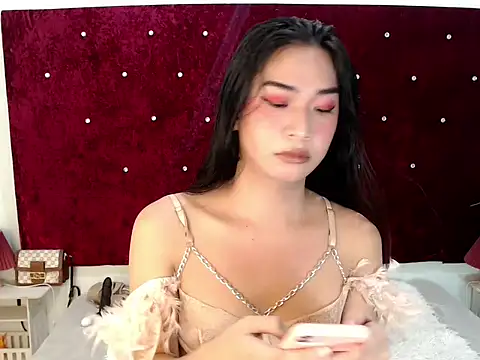 Snapshot of XxMissTransROYALxX chatting on October 2, 4:50 pm XxMissTransROYALxX online show from October 2, 4:50 pm