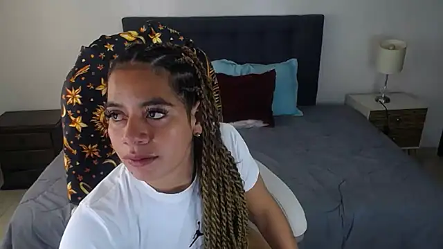 Snapshot of Amber__s chatting on October 7, 2:07 pm Amber s online show from October 7, 2:07 pm