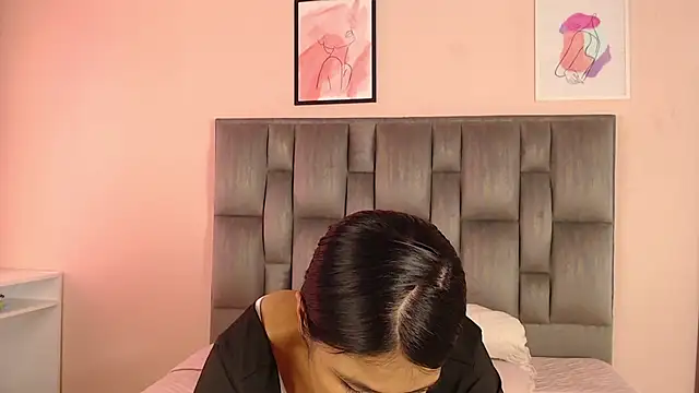 Snapshot of Ailyn01 chatting on September 25, 9:22 pm Ailyn01 online show from September 25, 9:22 pm