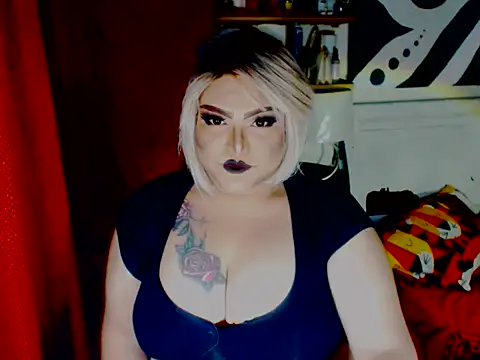 Snapshot of misstresbigcockXXp chatting on September 19, 4:18 am misstresbigcockXXp online show from September 19, 4:18 am