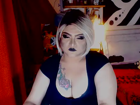Snapshot of misstresbigcockXXp chatting on September 21, 7:58 am misstresbigcockXXp online show from September 21, 7:58 am