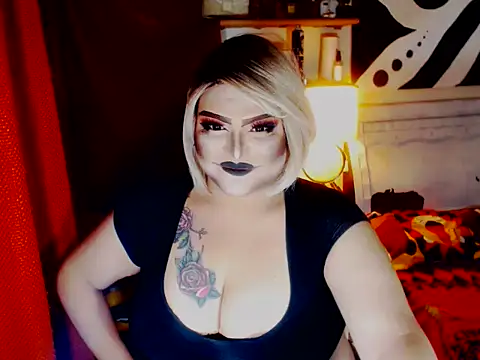 Snapshot of misstresbigcockXXp chatting on September 25, 10:11 am misstresbigcockXXp online show from September 25, 10:11 am