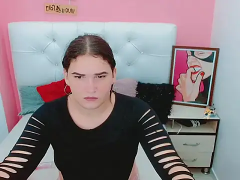 Snapshot of x_daniiela_x chatting on September 29, 7:02 pm x daniiela x online show from September 29, 7:02 pm