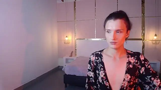 Snapshot of IsabelFernandez chatting on October 5, 4:02 am IsabelFernandez online show from October 5, 4:02 am