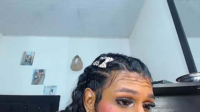 violettath online show from October 19, 9:34 am