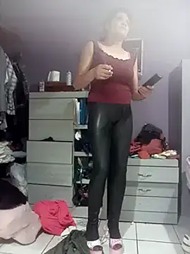 transreyna online show from September 29, 10:37 am