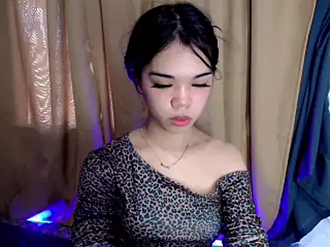 Snapshot of Ts_ecaxxx chatting on October 5, 2:45 am Ts ecaxxx online show from October 5, 2:45 am