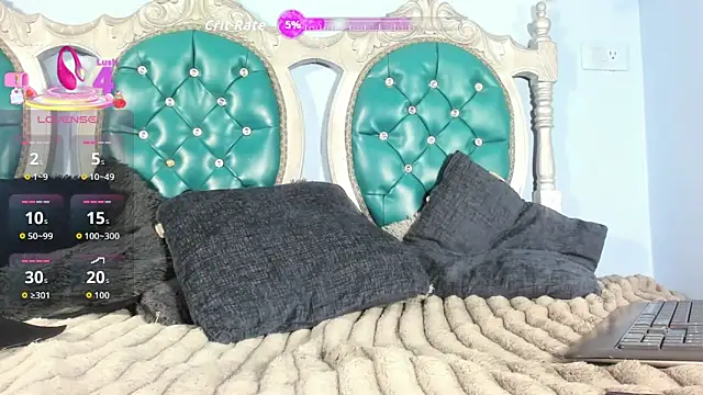 GRECIACUTETS online show from November 21, 5:08 am