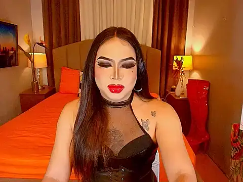 MooreSebiria online show from October 20, 2:42 pm