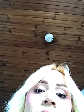 Snapshot of alexawinterrr chatting on October 4, 10:10 pm alexawinterrr online show from October 4, 10:10 pm