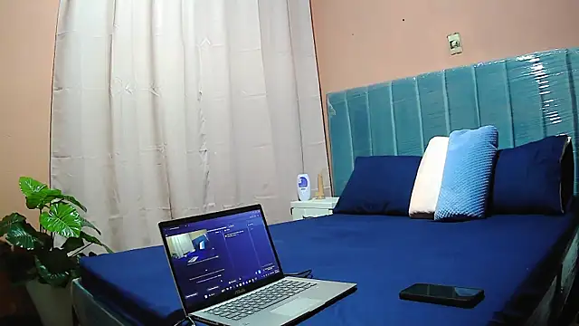 MissAsly online show from October 16, 2:06 pm