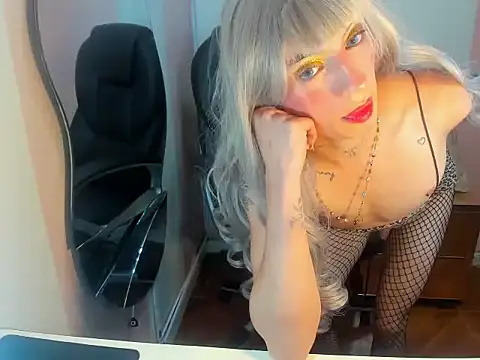 Mila Leon online show from November 6, 5:29 am