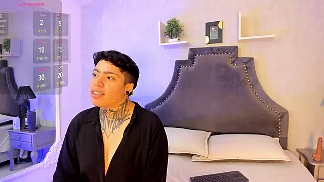 JoaoAndLexy online show from October 6, 1:33 pm
