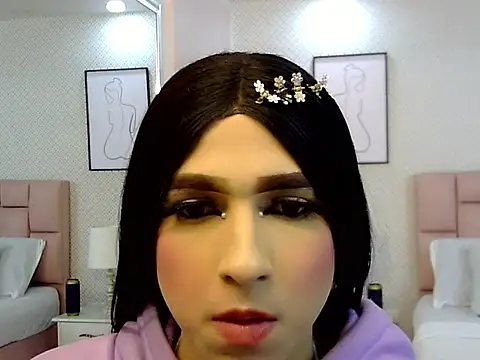 Snapshot of Luna_LaFontaine chatting on October 4, 1:23 pm Luna LaFontaine online show from October 4, 1:23 pm