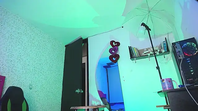 altair w online show from October 19, 7:17 pm