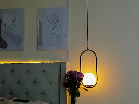 Chloe Celeste online show from October 17, 3:10 am