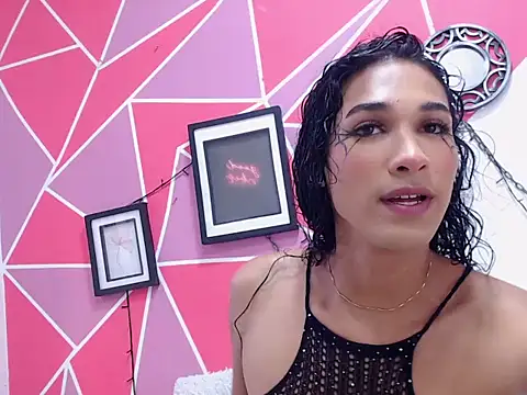 Tifany Adams online show from October 31, 9:12 pm