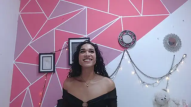 Tifany Adams online show from November 25, 8:11 pm