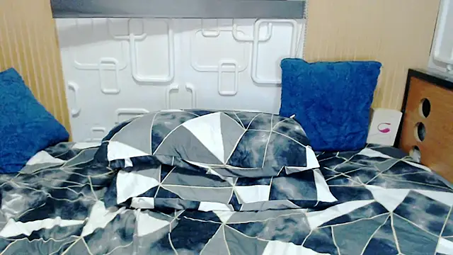 BellaMistressJhax online show from December 5, 3:29 pm