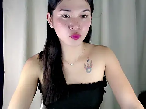 Sephine 2121 online show from November 11, 9:00 am