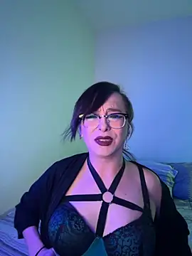 MiniMonroe online show from October 16, 1:11 pm