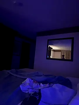 MiniMonroe online show from October 25, 11:49 am