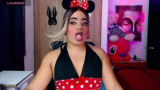 Sofiabigcock22 online show from October 14, 11:48 pm