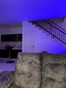 Snapshot of LiamSmith_1 chatting on October 28, 8:17 pm LiamSmith 1 online show from October 28, 8:17 pm