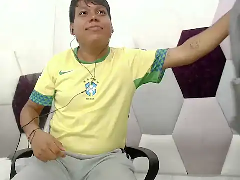 RayStewart  online show from November 26, 1:52 am