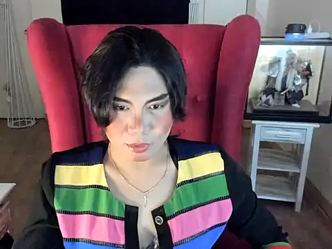 GoldenTs69 online show from November 12, 9:08 am