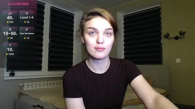 EmiliaRhodes online show from October 19, 10:46 pm