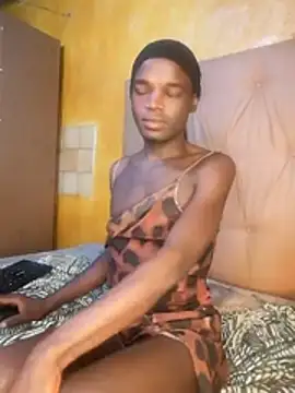 Lucile Carrie online show from February 7, 10:16 pm