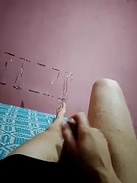 suellen32 online show from March 25, 8:08 am