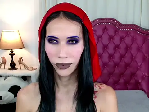 bellaUtops online show from December 2, 5:38 pm