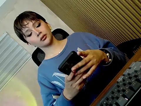 goldenstate69withU online show from February 18, 4:04 pm