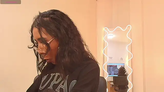 Vanessa tay1 online show from November 10, 7:59 pm