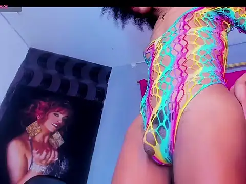 CristallQeen 33 online show from November 19, 3:28 am