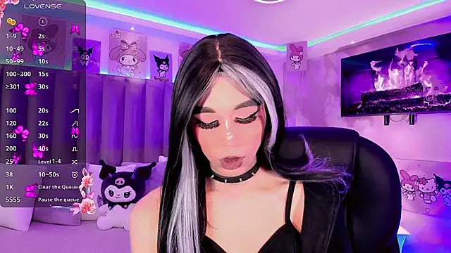 dearAlanaxxx online show from December 21, 9:42 pm