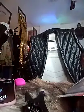 Motherbigbus online show from February 8, 6:41 am