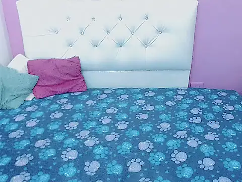 xwetdreamsx online show from February 21, 7:50 pm