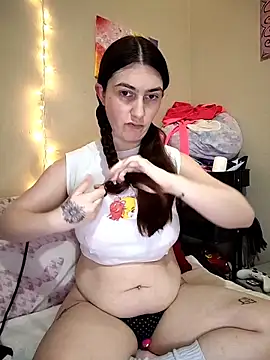 LaylaLucis online show from February 28, 1:01 am