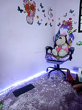 DaslyTsRoze online show from March 6, 2:06 am