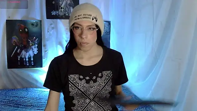 kattycat   online show from January 7, 5:11 am