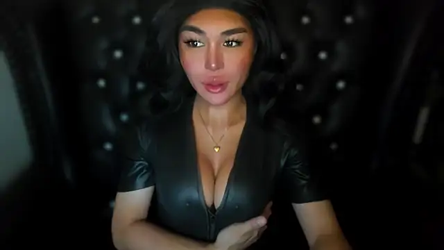 Snapshot of mxshemale_ladyboy chatting on January 5, 8:31 pm mxshemale ladyboy online show from January 5, 8:31 pm