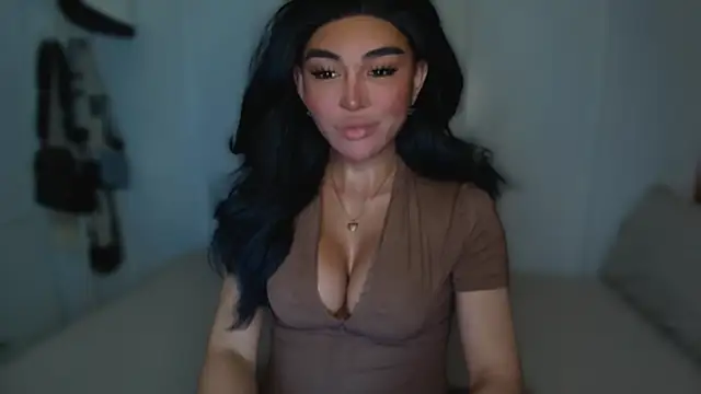 Snapshot of mxshemale_ladyboy chatting on February 26, 1:21 am mxshemale ladyboy online show from February 26, 1:21 am